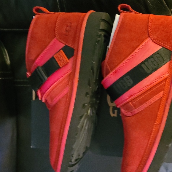 Boots - Picture 5 of 5